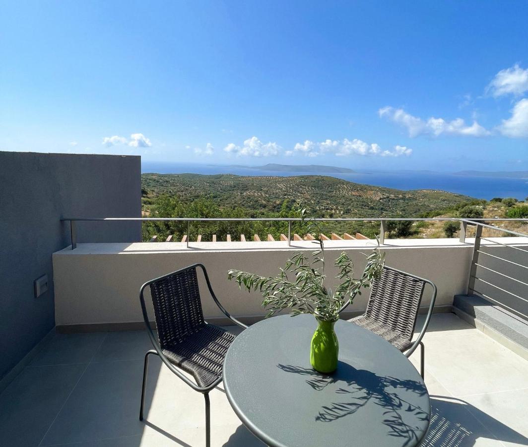 Villa Dimeli - Sea View In Foinikounta